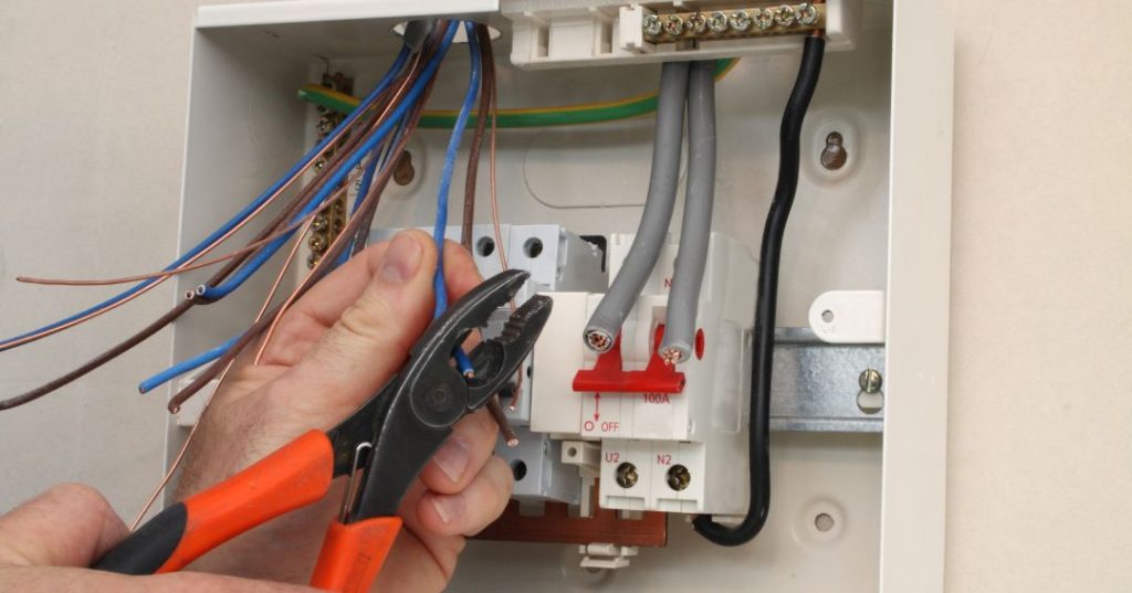 Circuitos e fiações elétricas em Caxias do Sul